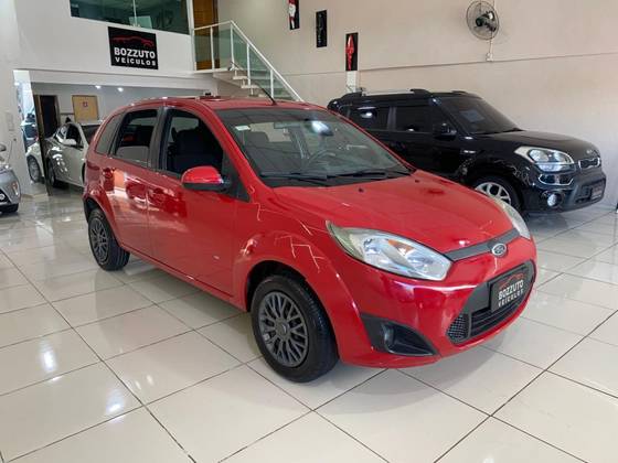FORD FIESTA 1.0 ROCAM HATCH 8V FLEX 4P MANUAL